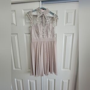 Elegant Lace and Chiffon Dress